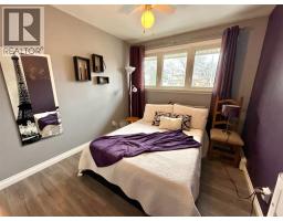 1137 Gurd STREET - 20