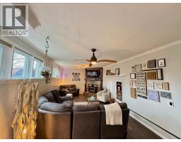 1137 Gurd STREET - 27