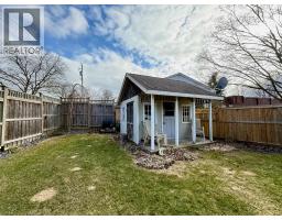 1137 Gurd STREET - 38