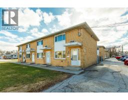 816 WELLINGTON STREET - 2