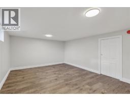 816 WELLINGTON STREET - 22