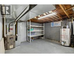 816 WELLINGTON STREET - 23