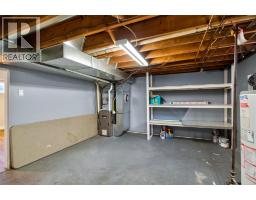 816 WELLINGTON STREET - 24