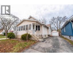 548 Devine STREET - 1