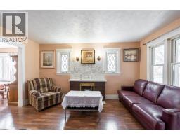 548 Devine STREET - 10