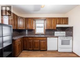 548 Devine STREET - 16