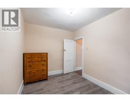 548 Devine STREET - 21