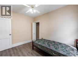 548 Devine STREET - 24