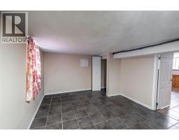 548 Devine STREET - 27