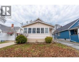 548 Devine STREET - 3