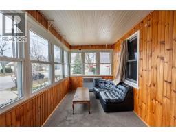 548 Devine STREET - 6