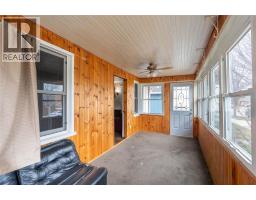 548 Devine STREET - 7