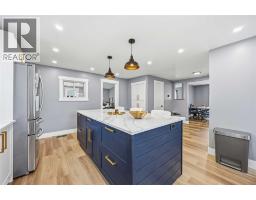 2565 ELIZABETH STREET - 12