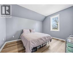 2565 ELIZABETH STREET - 20