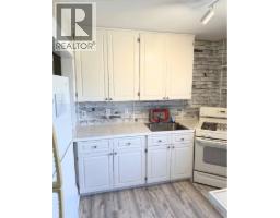 270 QUEEN STREET - 14