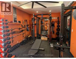 747 Broadway STREET - 42