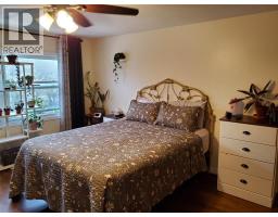 877 CARLETON PLACE - 10