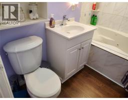 877 CARLETON PLACE - 11