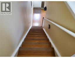 877 CARLETON PLACE - 16