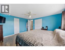 702 FROST COURT - 12