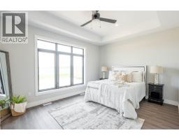 6747 GRIFFIN DRIVE - 11