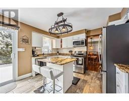 755 LAKESHORE ROAD - 9