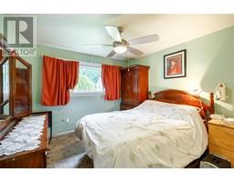 753 Kember AVENUE - 16