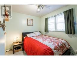 753 Kember AVENUE - 17