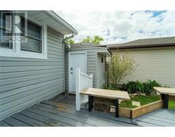 753 Kember AVENUE - 22