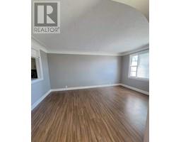 714 CAMPBELL STREET - 4
