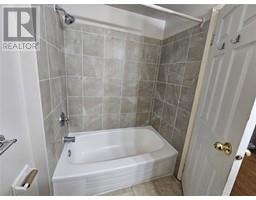 215 Trudeau DRIVE UnitNo. No.34 - 11