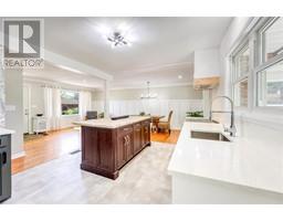282 JOHN STREET - 13