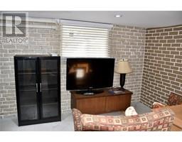 408 CROMWELL STREET - 16