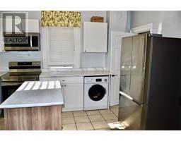 408 CROMWELL STREET - 5