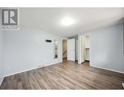 825 Exmouth STREET UnitNo. 27 - 13