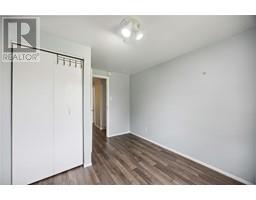825 Exmouth STREET UnitNo. 27 - 18