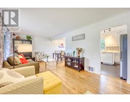 8113 LISGAR STREET - 16