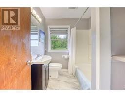 8113 LISGAR STREET - 27