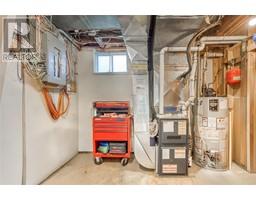 8113 LISGAR STREET - 38