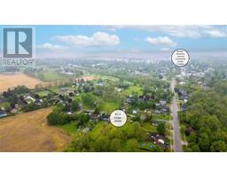 8113 LISGAR STREET - 45