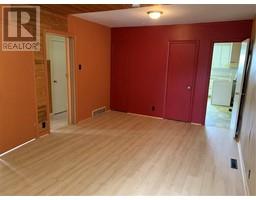 401 Louisa STREET - 11