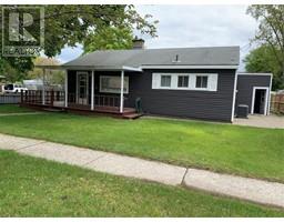 401 Louisa STREET - 3