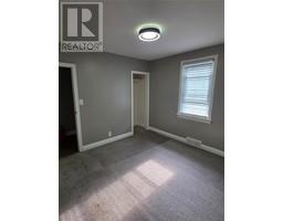 714 CAMPBELL STREET - 11