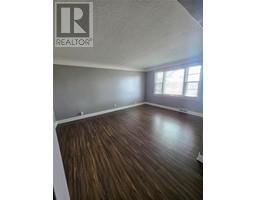 714 CAMPBELL STREET - 3