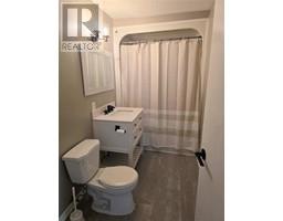 714 CAMPBELL STREET - 7