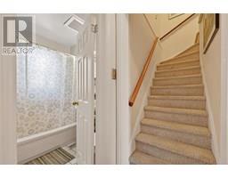 746 Oxford STREET - 17