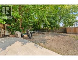 266 BROCK STREET South - 34