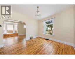266 BROCK STREET South - 9