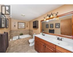 1105 SALISBURY STREET - 24