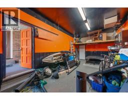 1105 SALISBURY STREET - 36